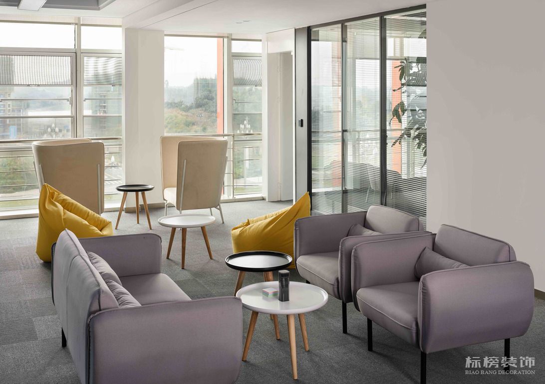 辦公室裝修費用一般是多少錢？