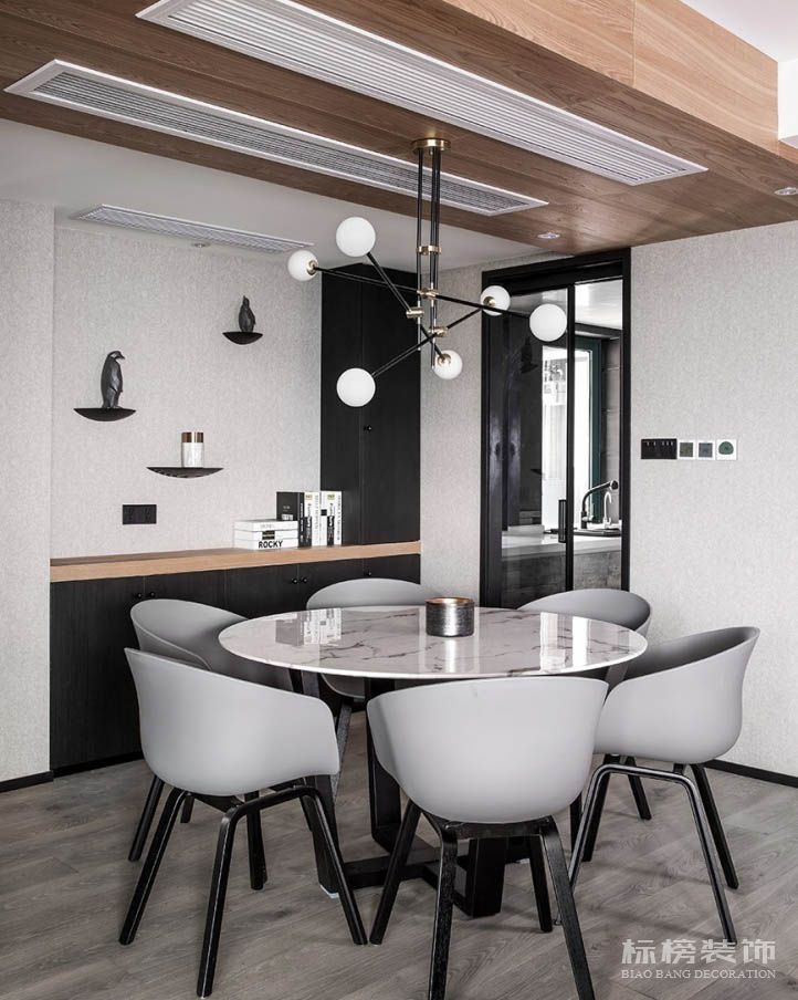 簡(jiǎn)約辦公室怎么裝修？